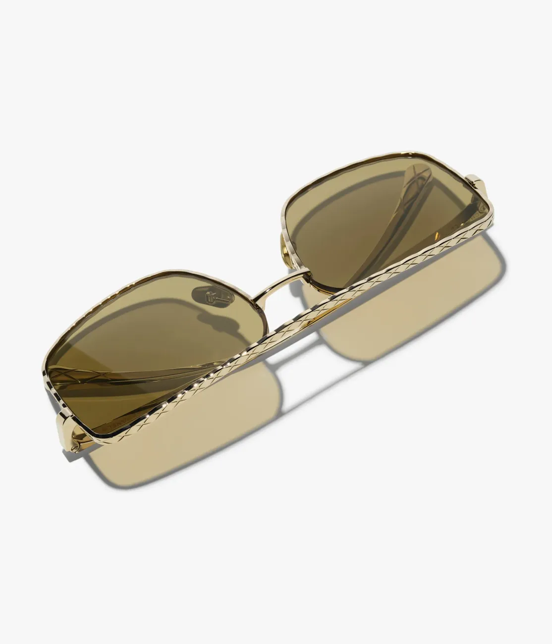 Gafas de sol Chanel aviador dorado (producto)